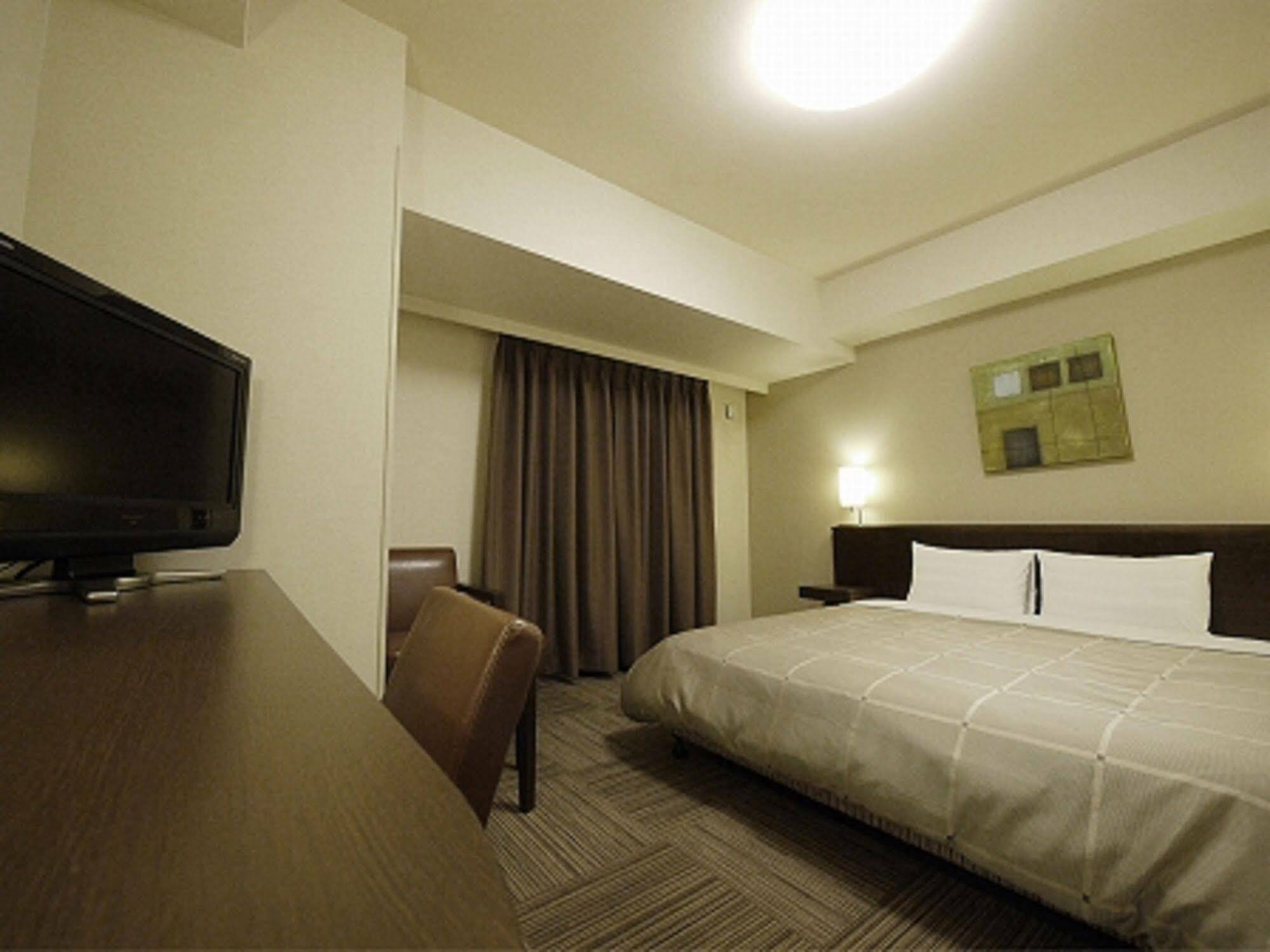 Hotel Route-Inn Ashikaga Ekimae Exterior photo